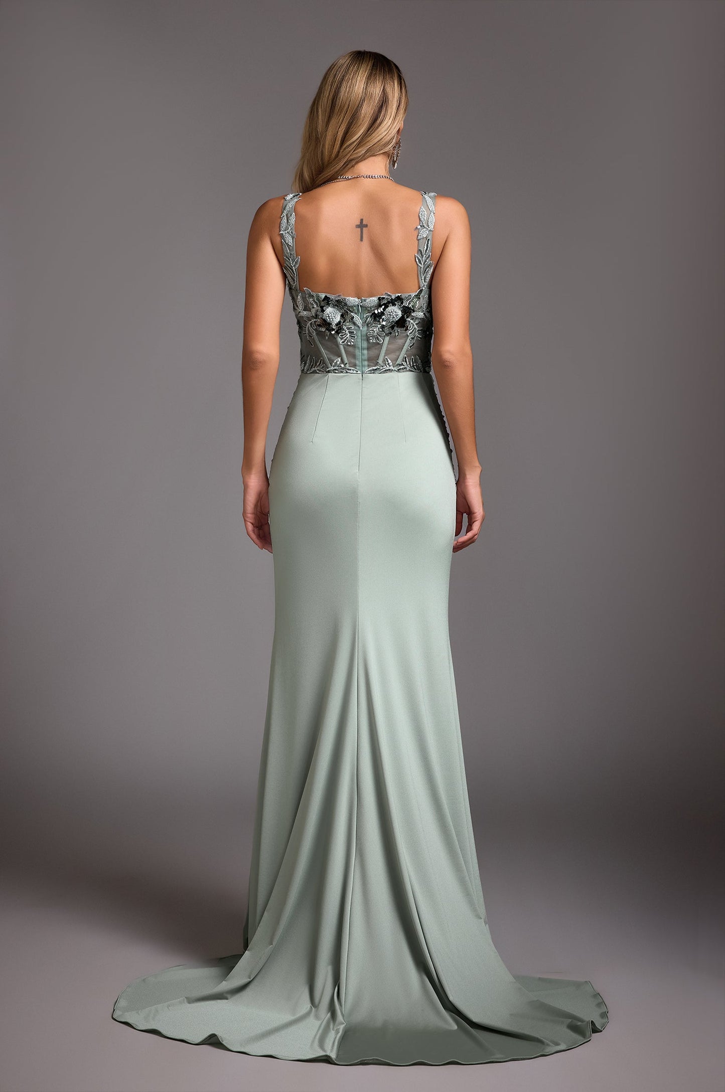 Valery Diamant-Fischschwanz-Maxikleid