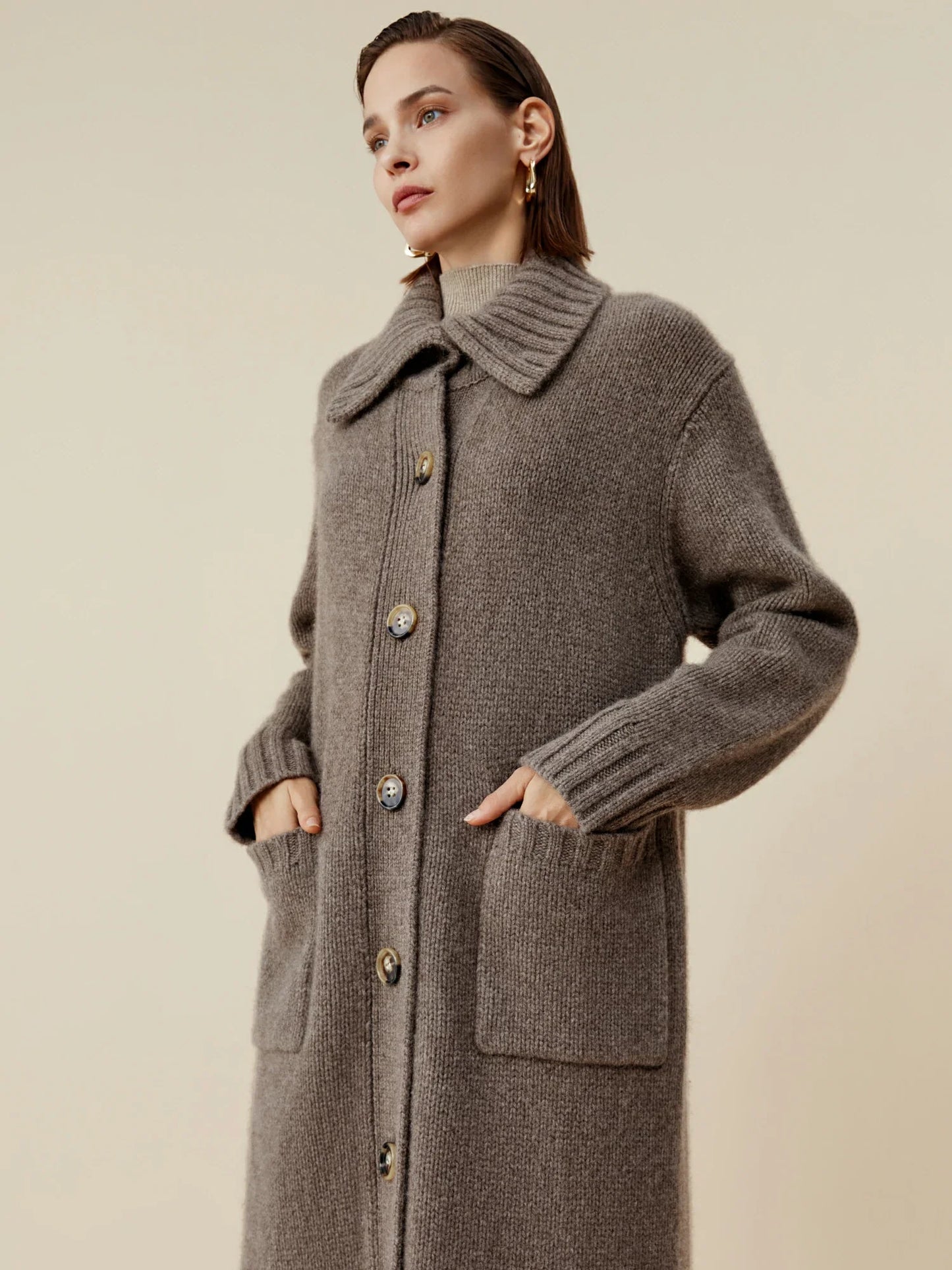 Amoretu 100% Natural Yakwool Cashmere Lapel Long Sleeve Knit Coat