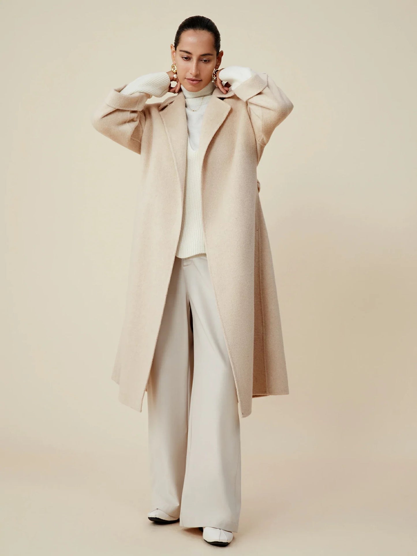 Amoretu Cashmere & Wool Notched Lapel Long Sleeve Coat