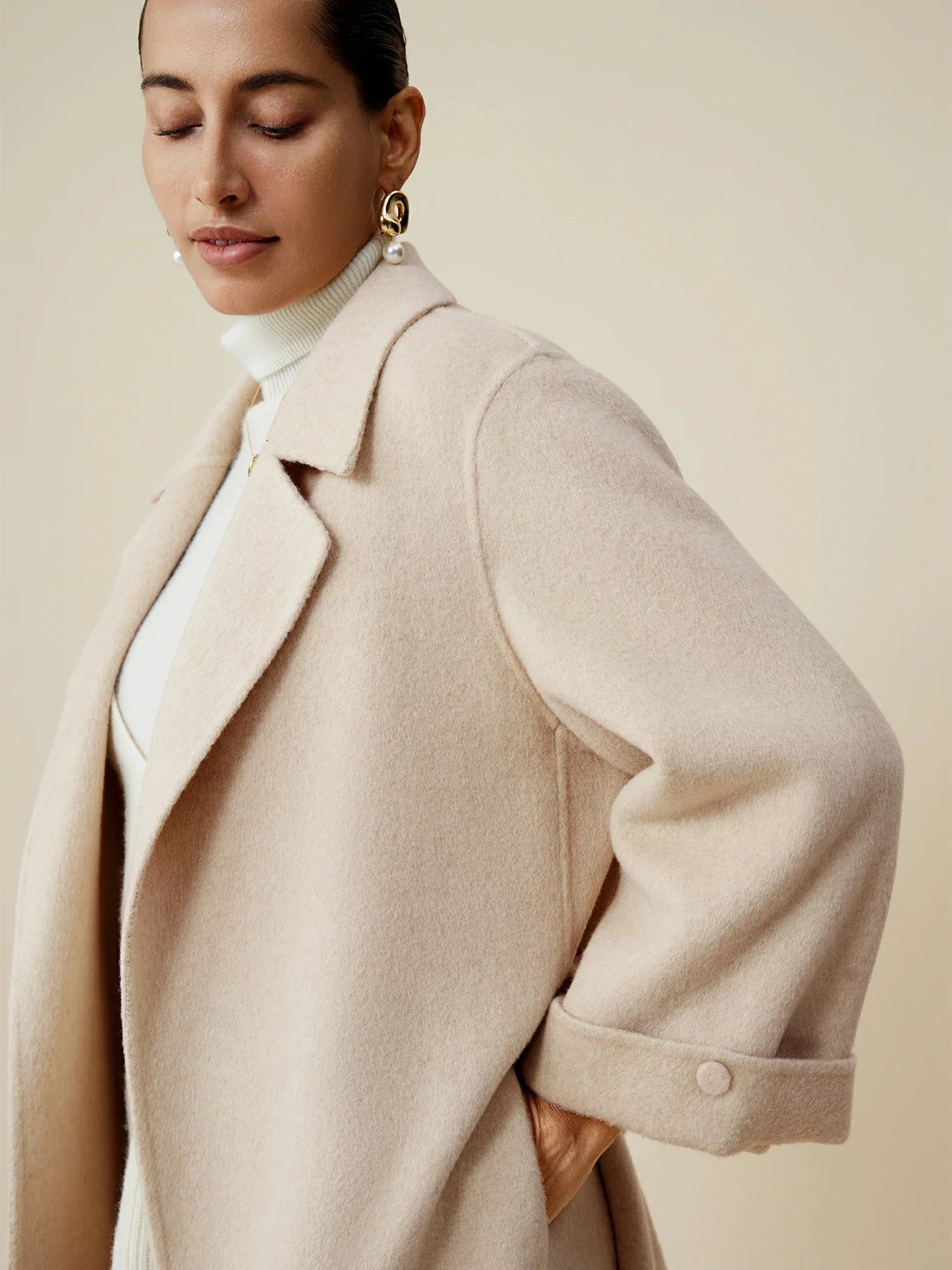 Amoretu Cashmere & Wool Notched Lapel Long Sleeve Coat