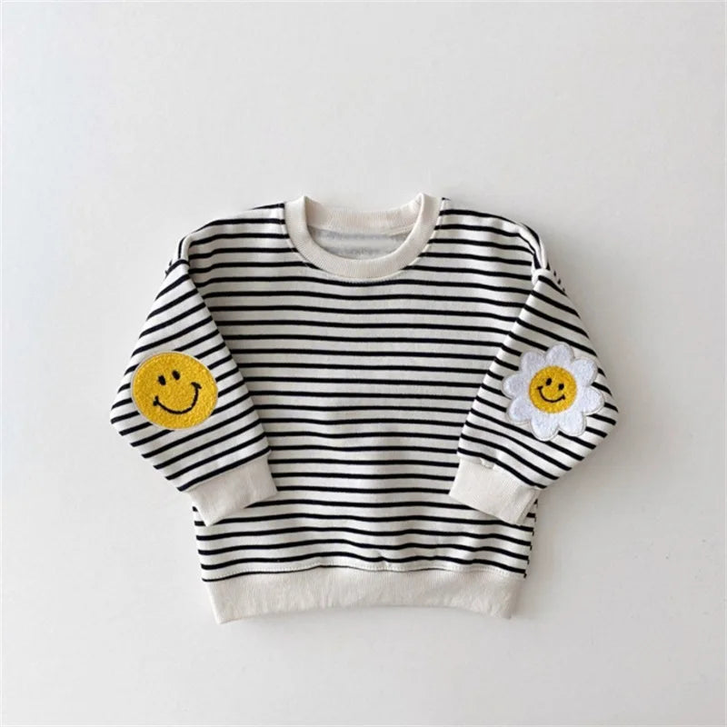 Daisy Smile Pullover